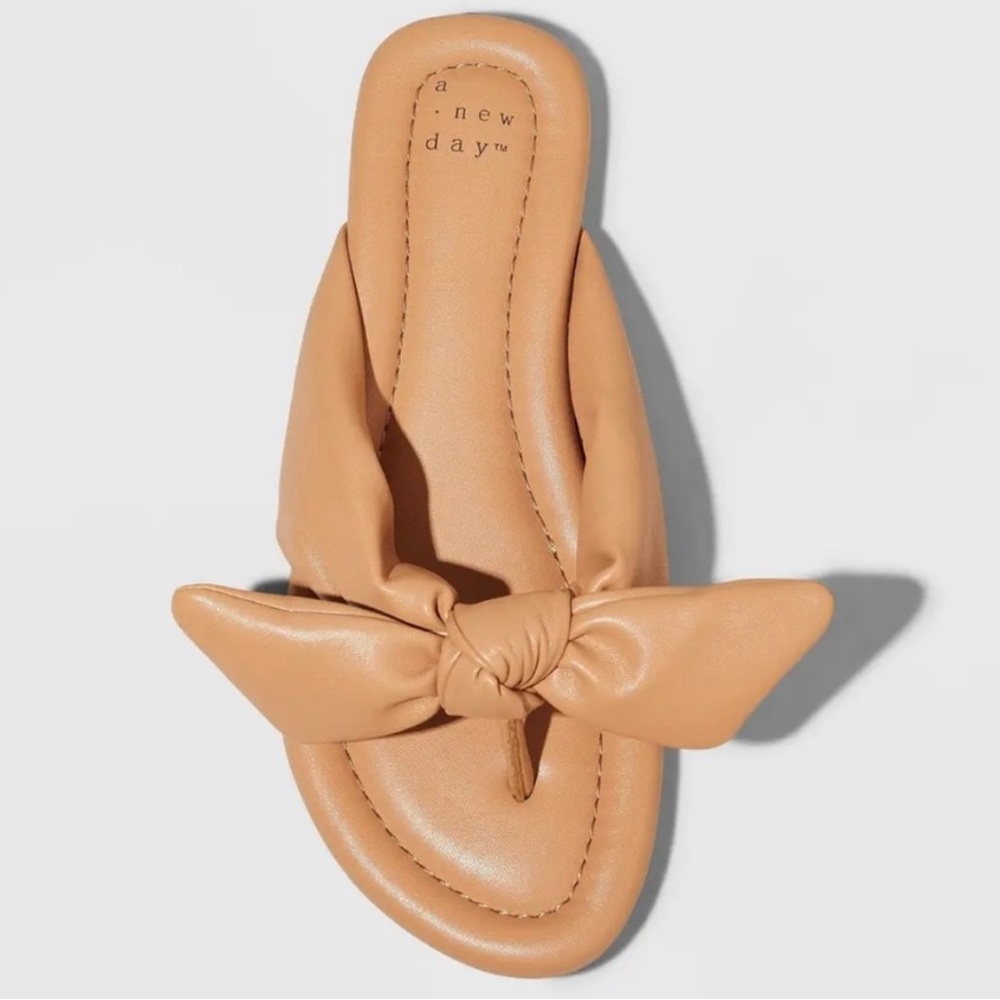 A New Day Women’s Adley Bows flip flops memory foam sandals size 10 new